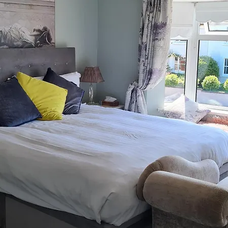 Bed & Breakfast Blackrock Carole Cork