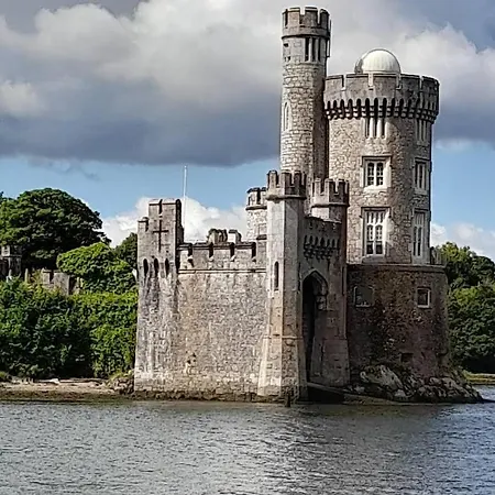 Blackrock Carole Ville Guesthouse 5*