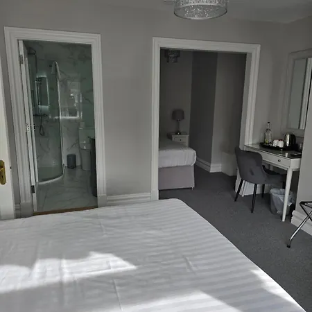 Blackrock Carole 5* Cork